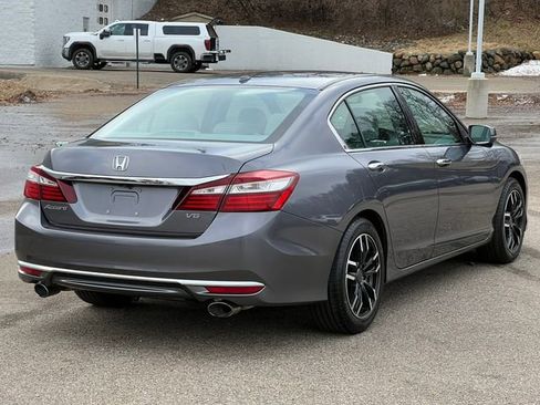 Used 2016 Honda Accord EX-L image 40