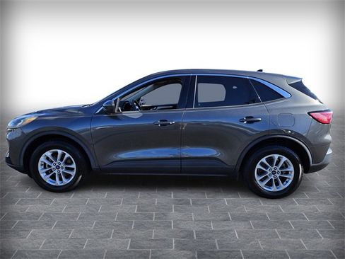 Used 2020 Ford Escape SE image 4