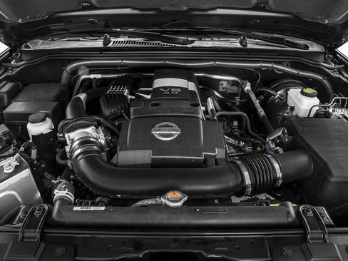 Used 2016 Nissan Frontier SV AWD/4WD image 16