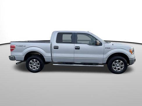 Used 2013 Ford F150 XLT w/ XLT Chrome Pkg image 2