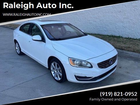 Used 2016 Volvo S60 T5 Premier image 1
