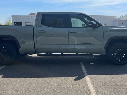 New 2026 Toyota Tundra Limited AWD/4WD image 9