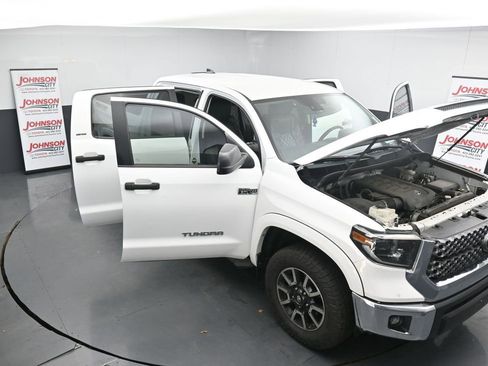 Used 2020 Toyota Tundra SR5 w/ TRD Off-Road Package image 25