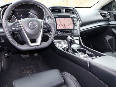 Used 2022 Nissan Maxima Platinum w/ Sport Mat Group image 5