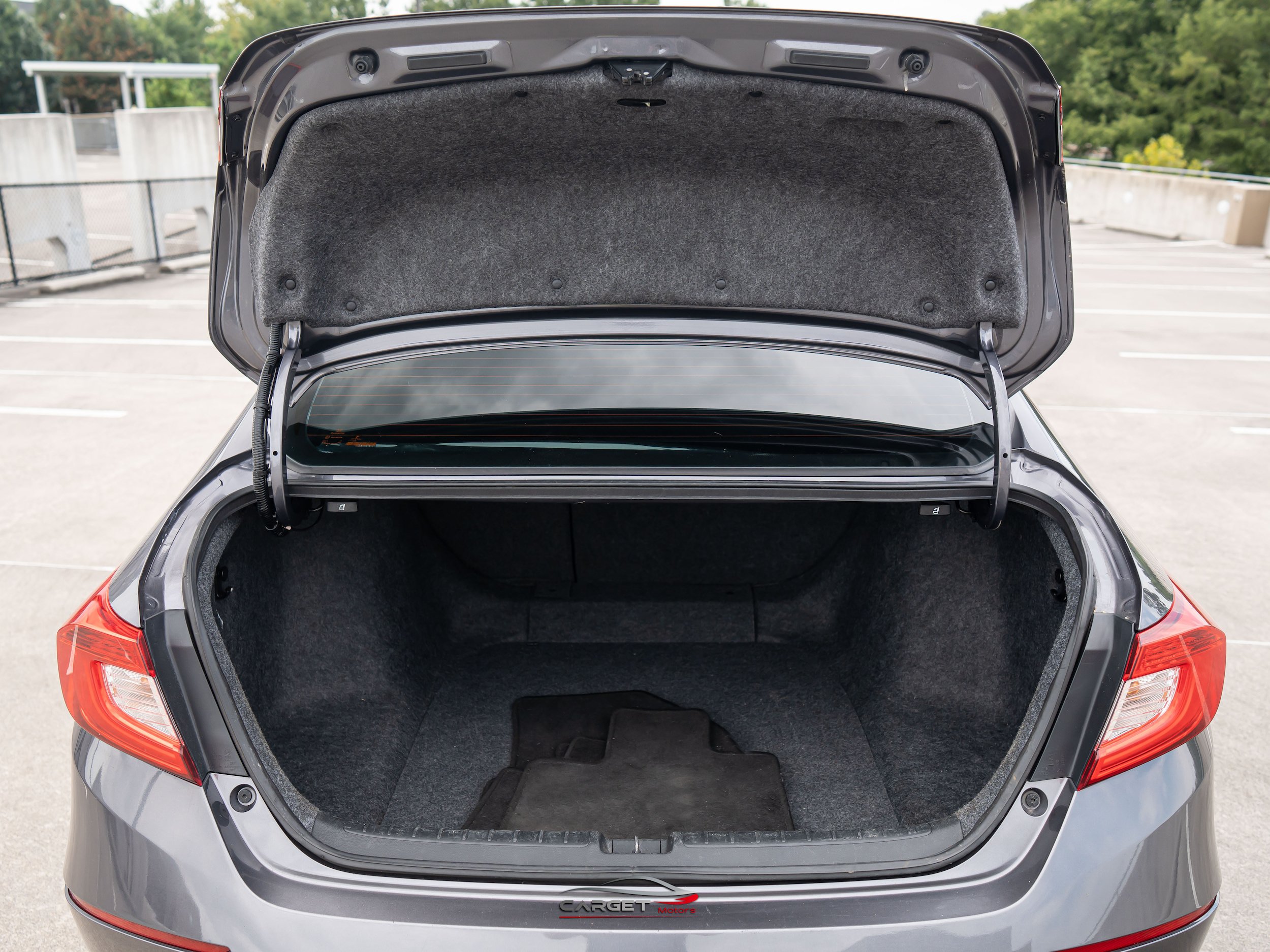 Used 2020 Honda Accord EX image 40