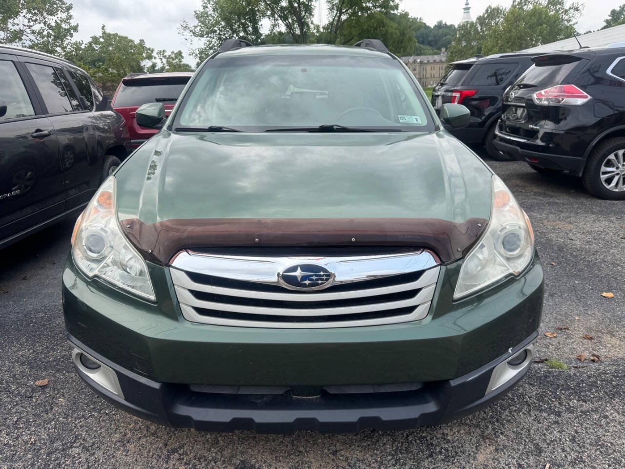 Used 2012 Subaru Outback 2.5i Premium w/ All-Weather Pkg AWD/4WD image 2