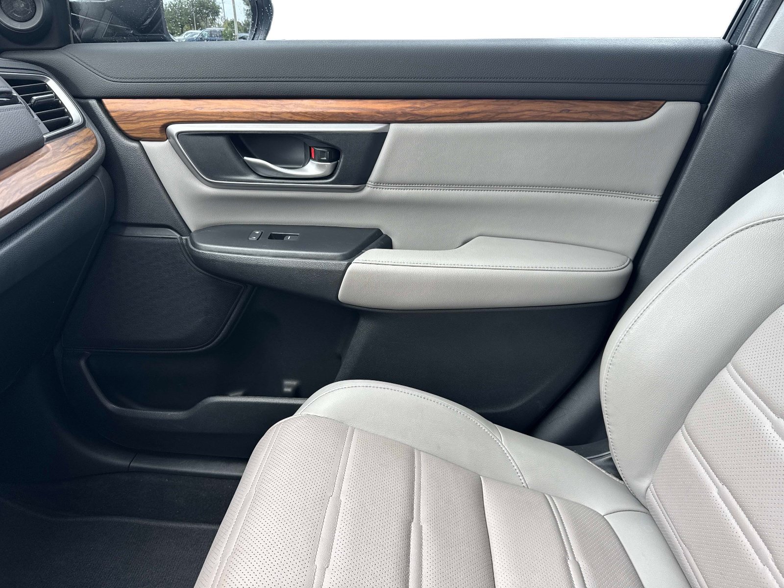 Used 2017 Honda CR-V EX-L image 24
