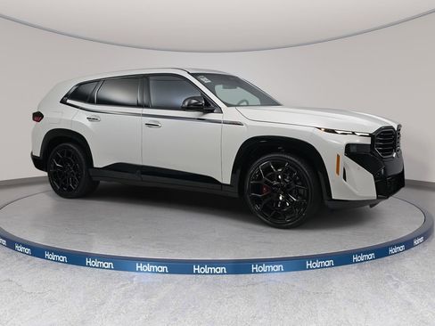 New 2026 BMW XM Label Red image 3