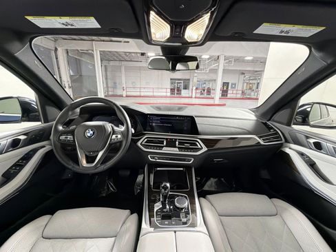 Used 2023 BMW X5 xDrive45e w/ Climate Comfort Package image 23