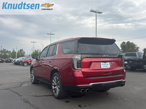 Used 2025 Chevrolet Tahoe High Country AWD/4WD image 5
