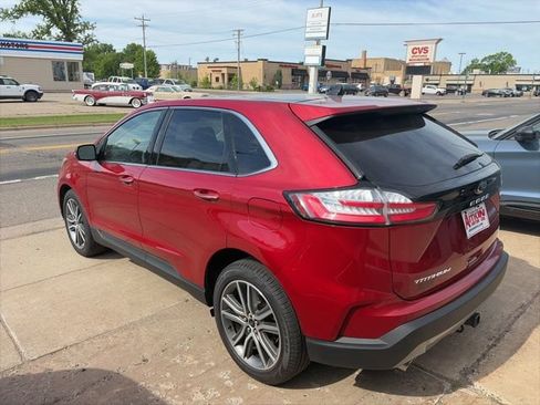 Used 2024 Ford Edge Titanium w/ Equipment Group 301A AWD/4WD image 6