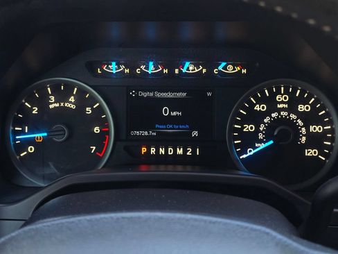 Used 2015 Ford F150 XLT w/ Equipment Group 301A Mid RWD image 28