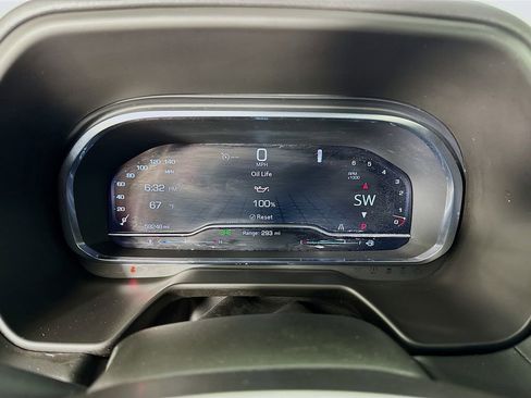 Used 2024 GMC Yukon SLT image 18