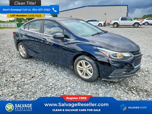 Used 2017 Chevrolet Cruze LT w/ Leather Package FWD image 5