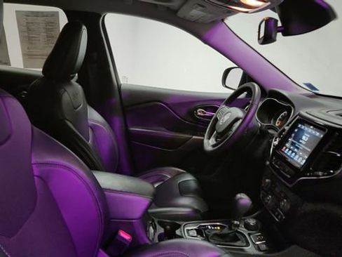 Used 2022 Jeep Cherokee Limited image 22