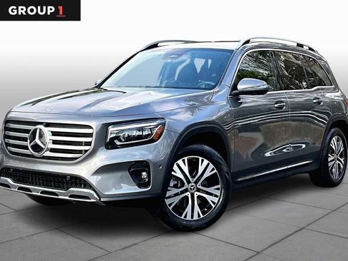 Used 2026 Mercedes-Benz GLB 250 4MATIC image 1