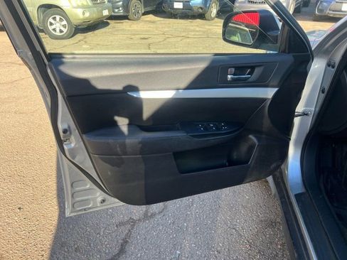 Used 2013 Subaru Outback 2.5i Premium image 14