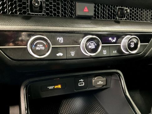 Used 2025 Honda CR-V LX image 26