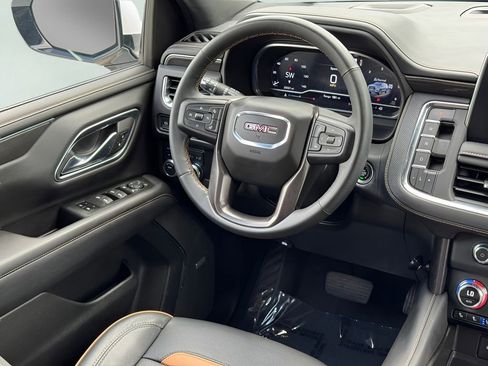Used 2023 GMC Yukon AT4 AWD/4WD image 22