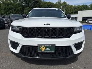 Used 2023 Jeep Grand Cherokee Limited w/ Luxury Tech Group II AWD/4WD video 2