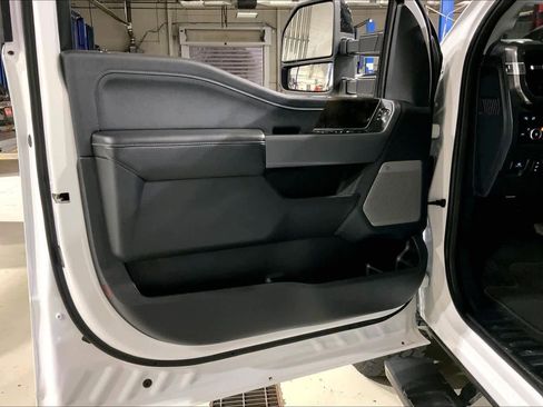 Used 2024 Ford F250 Lariat image 22