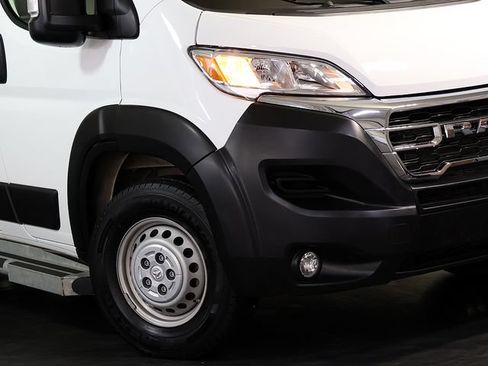 Used 2025 RAM ProMaster 2500 w/ U-Haul Equipment Group FWD image 8