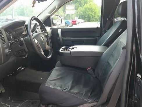 Used 2011 Chevrolet Silverado 1500 LT AWD/4WD image 5