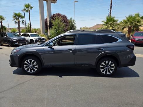 Used 2023 Subaru Outback Touring AWD/4WD image 7