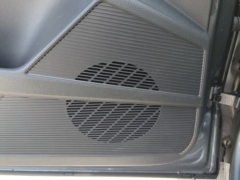 Certified 2025 Volkswagen Taos S FWD image 17