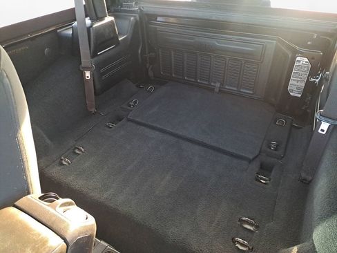 Used 2019 Jeep Wrangler Sport image 21