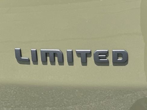New 2026 Jeep Cherokee Limited AWD/4WD image 37