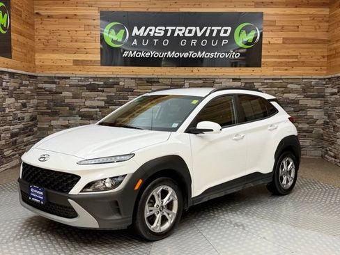 Used 2023 Hyundai Kona SEL AWD/4WD image 5