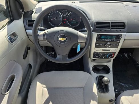Used 2010 Chevrolet Cobalt Sedan FWD image 11