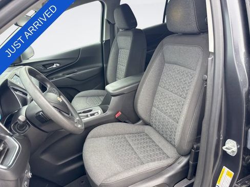 Used 2022 Chevrolet Equinox LT FWD image 11