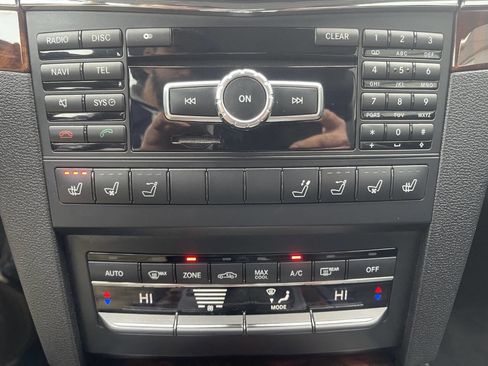 Used 2013 Mercedes-Benz E 350 Cabriolet image 36