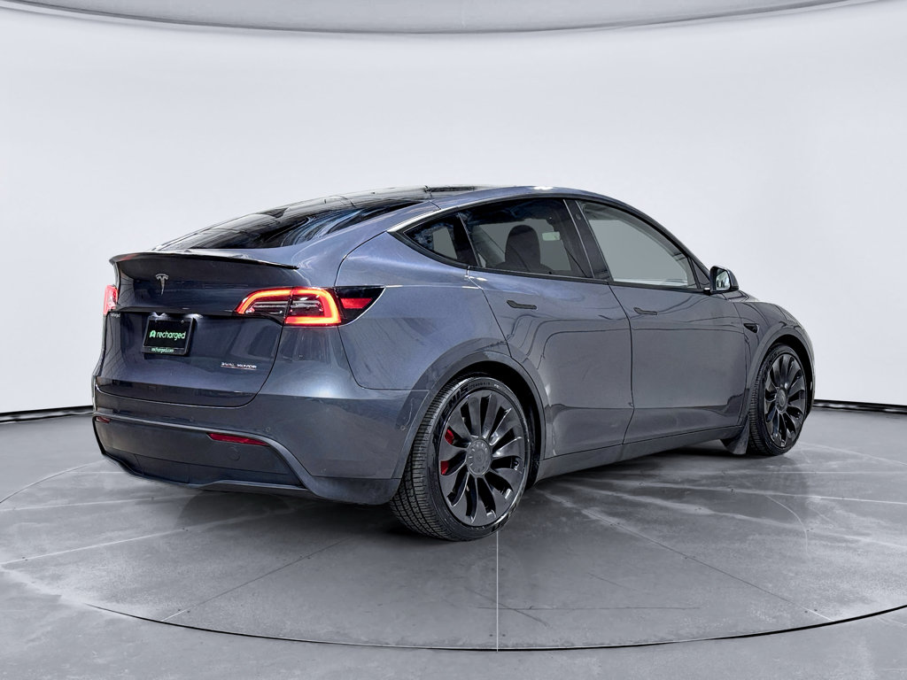 Used 2022 Tesla Model Y Performance AWD/4WD image 3