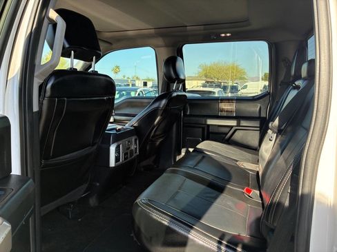 Used 2018 Ford F150 Lariat w/ Equipment Group 502A Luxury RWD image 17