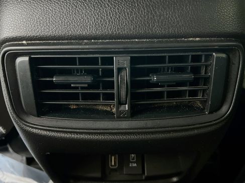 Used 2017 Honda CR-V EX image 18