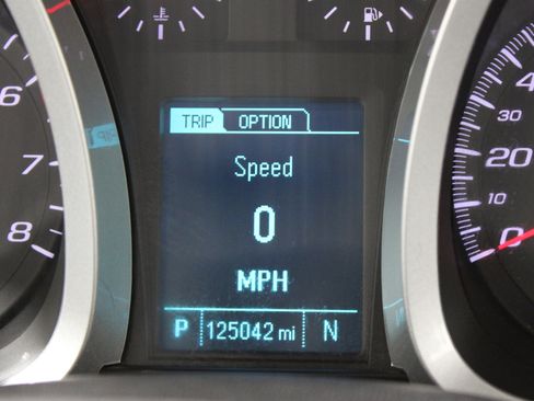 Used 2017 Chevrolet Equinox LT w/ Convenience Package image 8