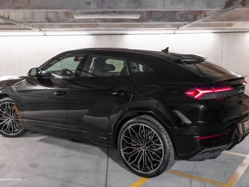 Used 2025 Lamborghini Urus SE image 10