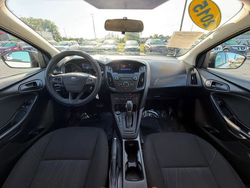 Used 2015 Ford Focus S FWD image 12