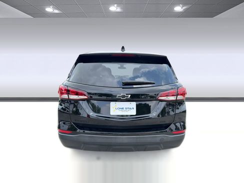 Certified 2024 Chevrolet Equinox LS w/ LS Convenience Package AWD/4WD image 10