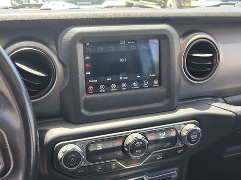 Used 2021 Jeep Wrangler Unlimited Sport AWD/4WD image 28