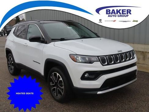 Used 2022 Jeep Compass Limited image 1