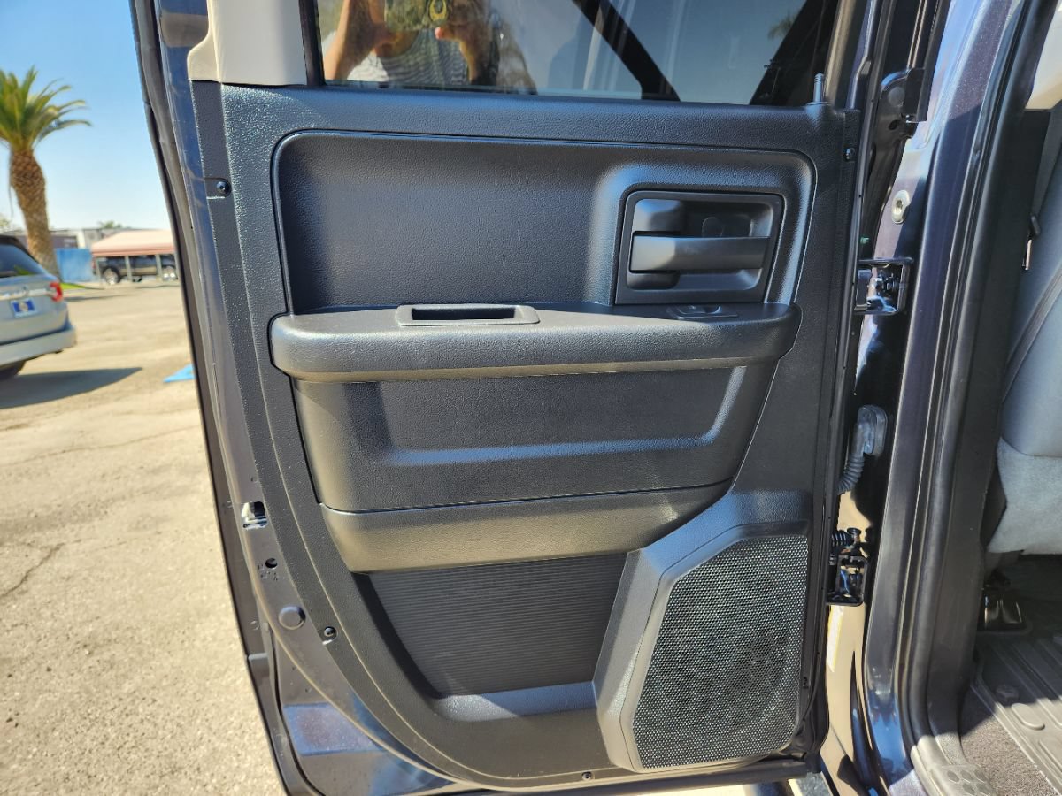Used 2014 RAM 1500 Express RWD image 33