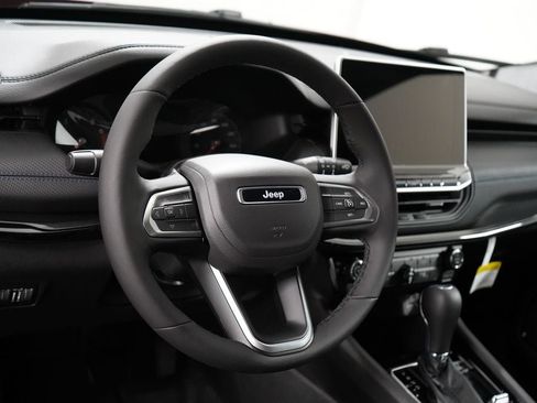 New 2026 Jeep Compass Latitude AWD/4WD image 21