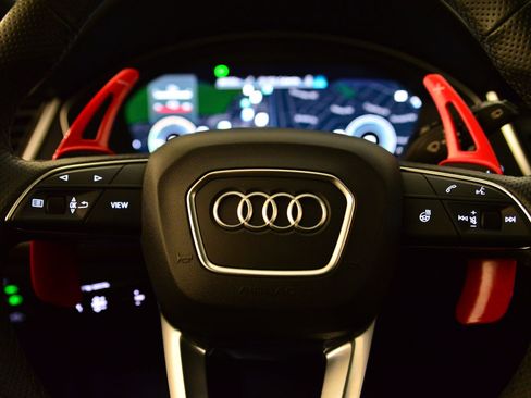 Used 2024 Audi Q5 e Premium Plus image 34