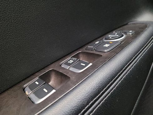 Used 2018 Kia Sorento FWD image 27