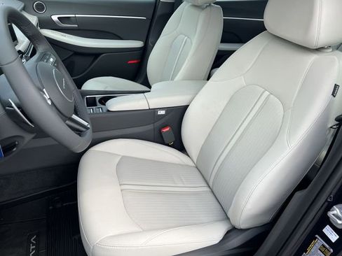 New 2026 Hyundai Sonata SEL FWD image 27