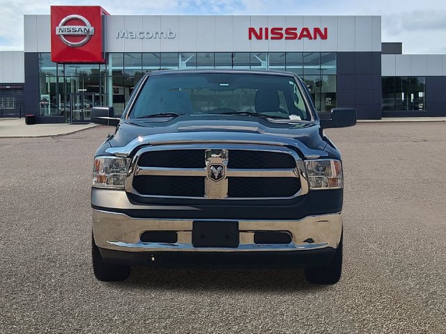 Used 2018 RAM 1500 ST w/ SXT Appearance Group AWD/4WD image 2